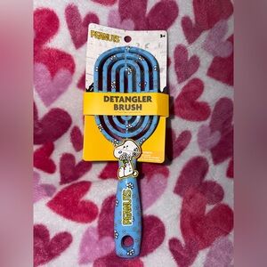 Peanuts Blue Snoopy Detangler Brush